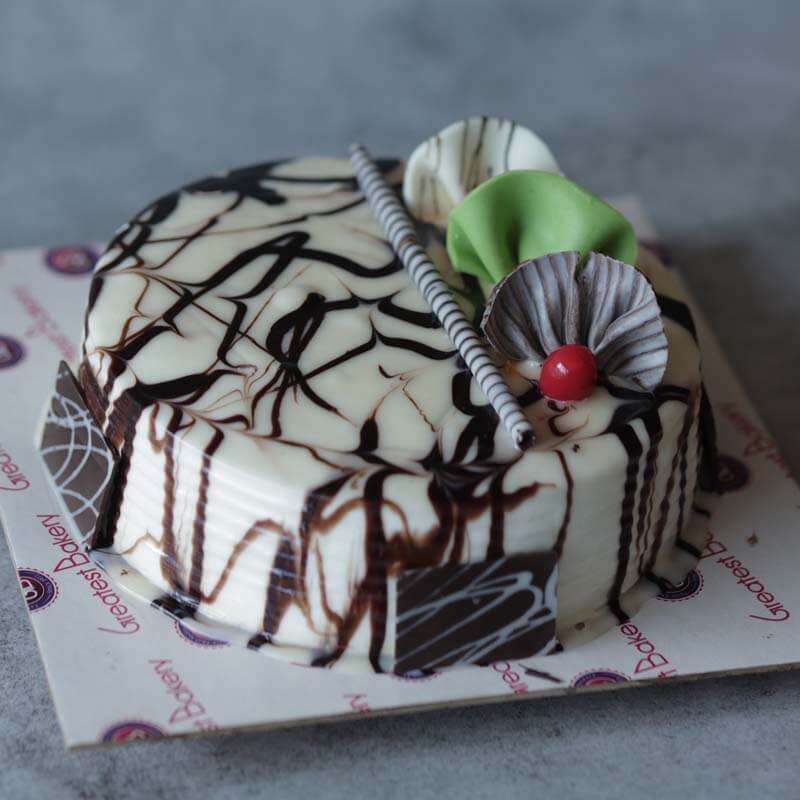 Choco Vancho Cake! AR BAKES signature. | Cake, Chocolate cake decoration,  Baking